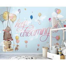 Eine Fototapete mit fliegenden Tieren mit Luftballons, darunter ein Elefant, Bär und Kaninchen, für das Mädchenzimmer.