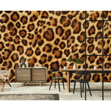Eine Fototapete mit Leopardenmuster auf Vliesbehang, passend für ein Wohnzimmer.