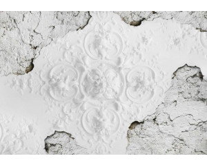 Vintage Schmetterling Malerei auf Fototapete, bunt und künstlerisch.