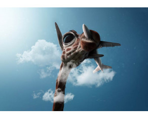 Fototapete mit einer Giraffe, Luftverschmutzung und einem Flugzeug in den Wolken, surreales Bild.
