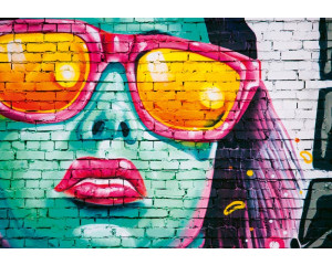 Graffiti-Stil mit dem Gesicht einer Frau auf künstlerischer Fototapete.