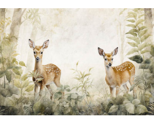 Fototapete von Hirschen in einer Waldlandschaft mit verspielten Waldtieren.