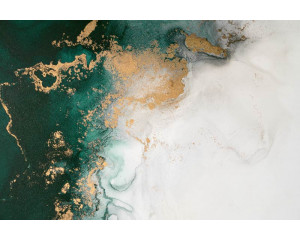 Fototapete aus grünem Marmor mit goldenen Akzenten, künstlerisch dargestellt in einem abstrakten und industriellen Stil.