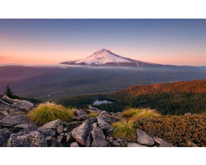 Mount Hood Oregon Berg Vulkan Fototapete, mit einem majestätischen Blick auf den Vulkan.