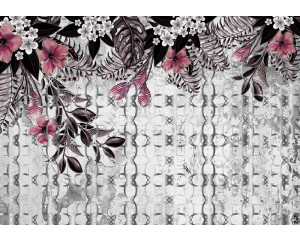 Fototapete mit Zierpflanzen auf Betonwand, rosa Blumen und Pflanzen für einen weichen Look.