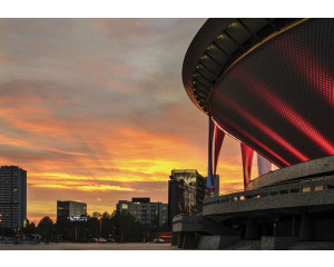 Schalenförmiges Denkmal in Kattowitz, Polen, gerendert auf detaillierter Fototapete.