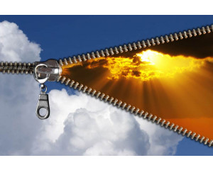 Fototapete mit Wolken in einem künstlerischen Reißverschluss-Design, mit einem verspielten Look.