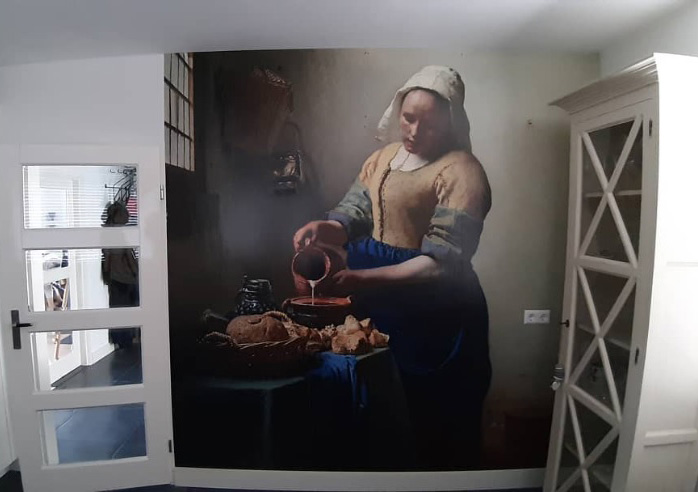 Schottische Highlander-Vinyltapete im Wohnzimmer